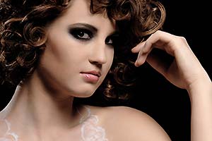 Modell roter Lockenkopf