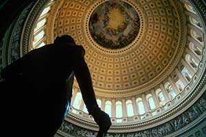 Kuppeldecke im Kapitol mit Washington-Statue