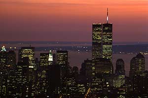 Sonnenuntergang in New York mit World Trade Center